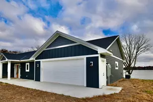 1415 223rd Ave, Ogilvie, MN 56358 - Photo 4