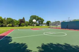 7429 Clinton Ave, Richfield, MN 55423 - Photo 34