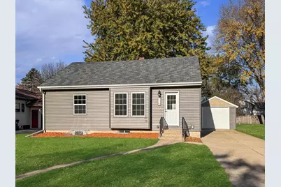 119 E Street, Marshall, MN 56258 - Photo 1