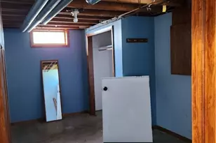 2709 Diane Ln, Hibbing, MN 55746 - Photo 12