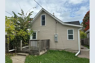 1213 Woodbridge Street, Saint Paul, MN 55117 - Photo 1