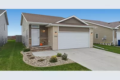 1743 46th Avenue S, Moorhead, MN 56560 - Photo 1