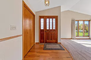 840 SW Riverwood Pl, Owatonna, MN 55060 - Photo 4