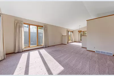 840 SW Riverwood Place, Owatonna, MN 55060 - Photo 6