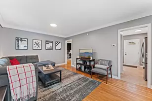 3844 Quail Ave N, Robbinsdale, MN 55422 - Photo 2