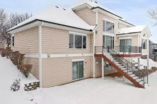 9031 Highview Ln, Woodbury, MN 55125 - Photo 46