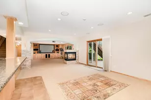 9031 Highview Ln, Woodbury, MN 55125 - Photo 32