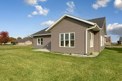 873 Escalade Lane SE, Owatonna, MN 55060 - Photo 6
