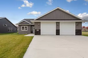 873 Escalade Ln SE, Owatonna, MN 55060 - Photo 1