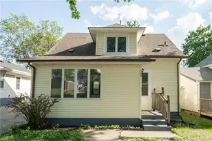 188 Wyoming St E, Saint Paul, MN 55107 - Photo 1