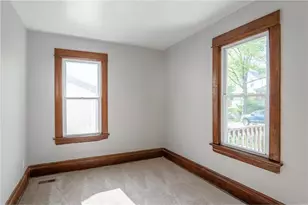 188 Wyoming St E, Saint Paul, MN 55107 - Photo 8