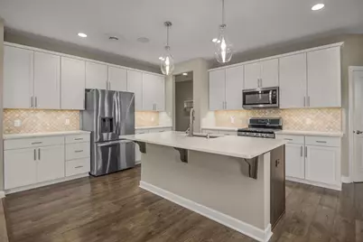 15621 Eddy Creek Way, Apple Valley, MN 55124 - Photo 2