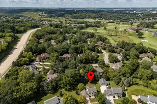 810 Foxcroft Cir SW, Rochester, MN 55902 - Photo 2