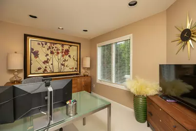 810 Foxcroft Circle SW, Rochester, MN 55902 - Photo 18