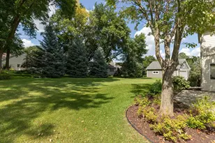 810 Foxcroft Cir SW, Rochester, MN 55902 - Photo 48