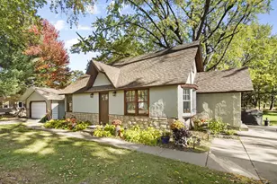 6924 Lakeview Dr, Lino Lakes, MN 55014 - Photo 1