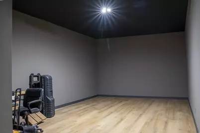 409 Central Avenue N, Faribault, MN 55021 - Photo 32