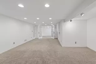 4930 Normandy Pl, Golden Valley, MN 55422 - Photo 30