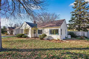 4930 Normandy Pl, Golden Valley, MN 55422 - Photo 4