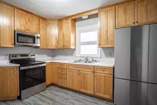 1132 Farrington St, Saint Paul, MN 55117 - Photo 8