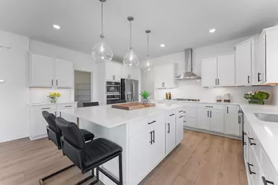 1872 Royal Boulevard N, Lake Elmo, MN 55016 - Photo 4