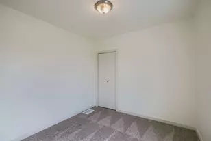 610 Fairview Ave Ave N, Saint Paul, MN 55104 - Photo 28