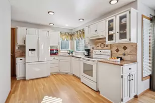 525 Sycamore Ln N, Plymouth, MN 55441 - Photo 14