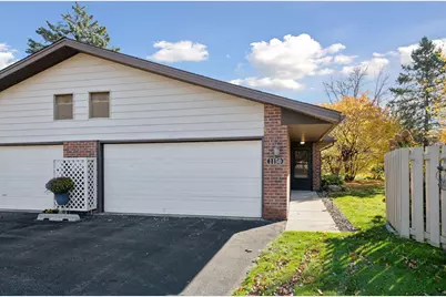 1150 Black Oaks Lane N, Plymouth, MN 55447 - Photo 2