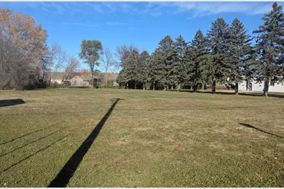 704 18th Avenue NW, Austin, MN 55912 - Photo 14