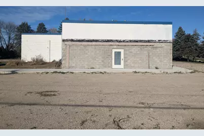 704 18th Avenue NW, Austin, MN 55912 - Photo 4