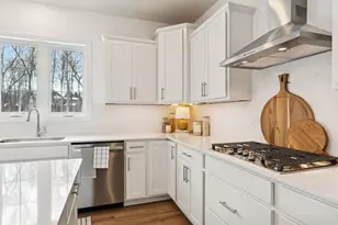 3031 Sugar Maple Dr, Chaska, MN 55318 - Photo 22