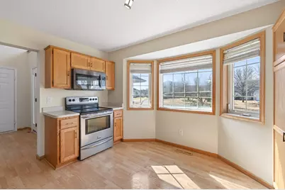 25749 Goldfinch Avenue, Wyoming, MN 55092 - Photo 8