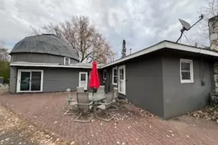 10880 S Shore Dr, Plymouth, MN 55441 - Photo 2