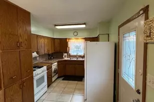 10880 S Shore Dr, Plymouth, MN 55441 - Photo 12