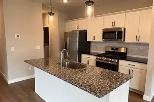 10427 Robinwood Rd, Victoria, MN 55318 - Photo 2