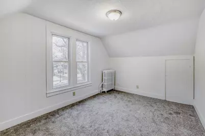 595 Hawthorne Ave Avenue E, Saint Paul, MN 55130 - Photo 10