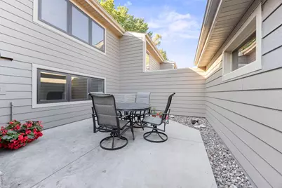 110309 Center Green Circle, Chaska, MN 55318 - Photo 22