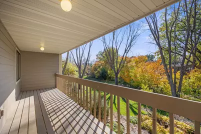 110309 Center Green Circle, Chaska, MN 55318 - Photo 12