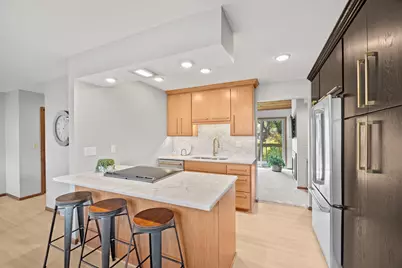 110309 Center Green Circle, Chaska, MN 55318 - Photo 6