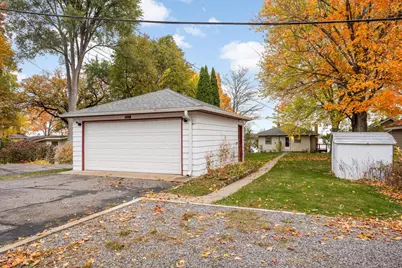 2331 W Medicine Lake Drive, Plymouth, MN 55441 - Photo 26