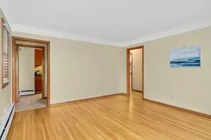 2331 W Medicine Lake Dr, Plymouth, MN 55441 - Photo 8