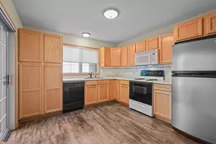 1603 Hunter Hill Rd, Hudson, WI 54016 - Photo 10