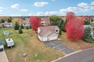 38456 Coventry Dr, North Branch, MN 55056 - Photo 50