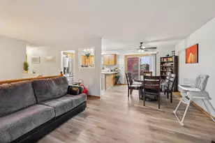 38456 Coventry Dr, North Branch, MN 55056 - Photo 12