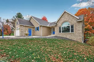 10815 Lehigh Rd S, Hastings, MN 55033 - Photo 1