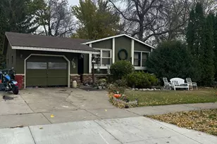 506 W Stanton Ave, Fergus Falls, MN 56537 - Photo 1