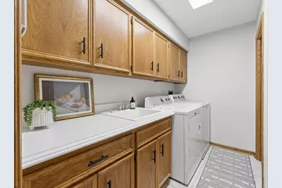 1363 Chatterton Road, Eagan, MN 55123 - Photo 38