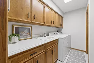 1363 Chatterton Rd, Eagan, MN 55123 - Photo 38