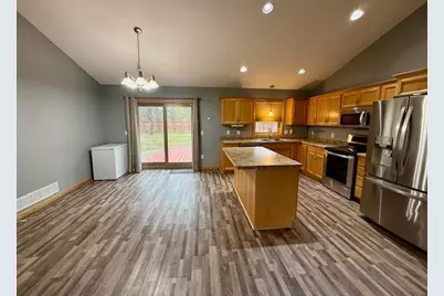 1979 13th Avenue SE, Saint Cloud, MN 56304 - Photo 10