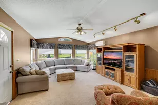 9350 Morgan Ln, Cologne, MN 55322 - Photo 16